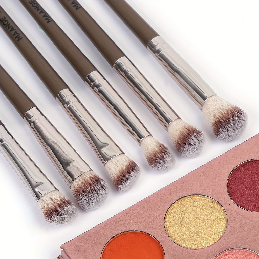 MAANGE Professional Makeup Brush Set – Complete Set with Flannel Bag and Makeup Sponge