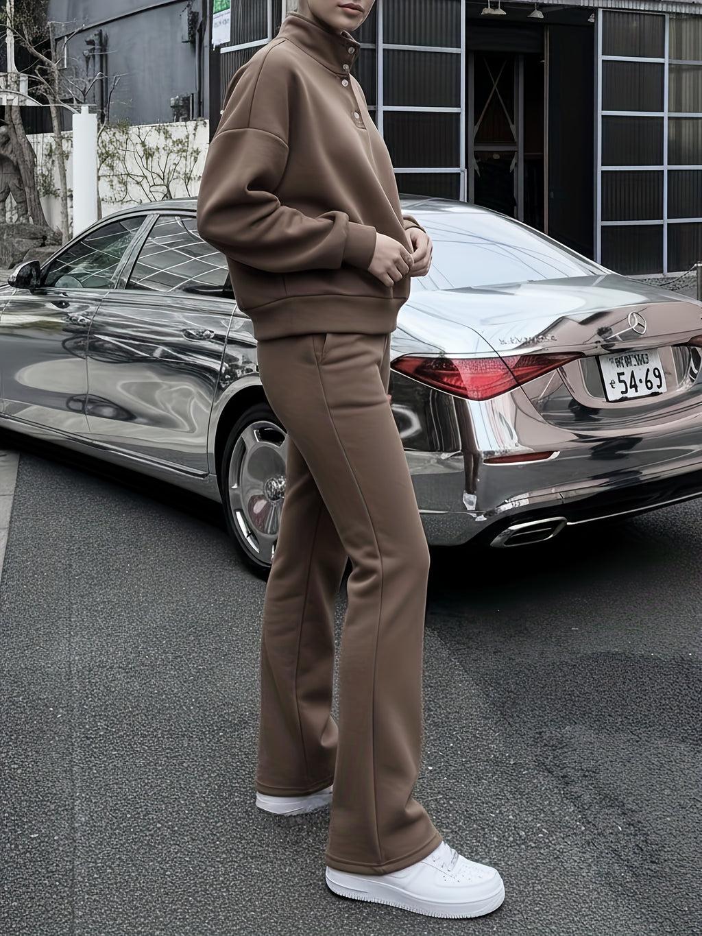 Casual Sweatshirt and Jogger Set for Women – Comfortable Fall/Winter Outfit