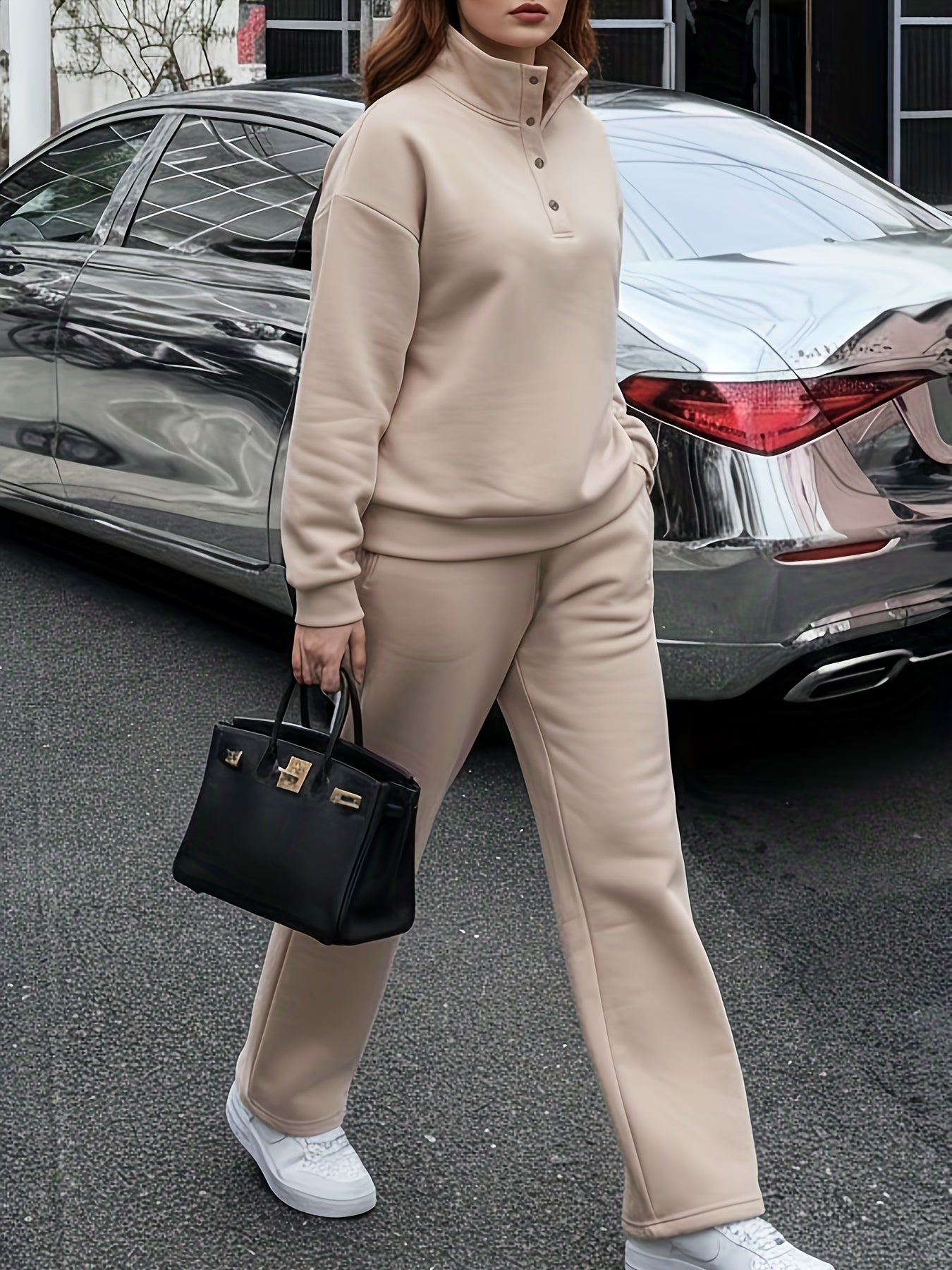 Casual Sweatshirt and Jogger Set for Women – Comfortable Fall/Winter Outfit