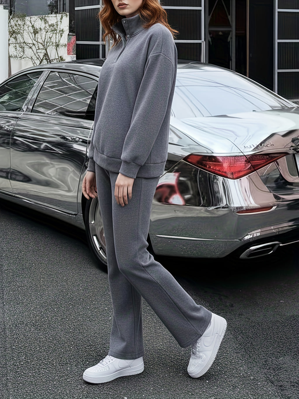 Casual Sweatshirt and Jogger Set for Women – Comfortable Fall/Winter Outfit