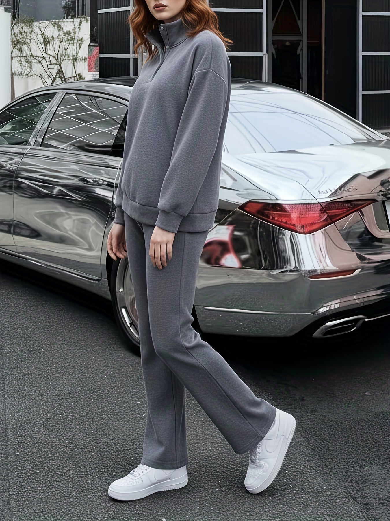 Casual Sweatshirt and Jogger Set for Women – Comfortable Fall/Winter Outfit