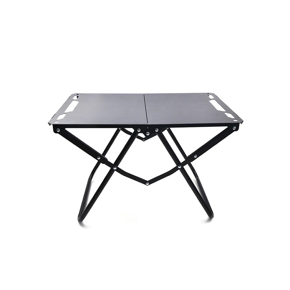 Foldable Outdoor Table – Lightweight Picnic and Beach Design