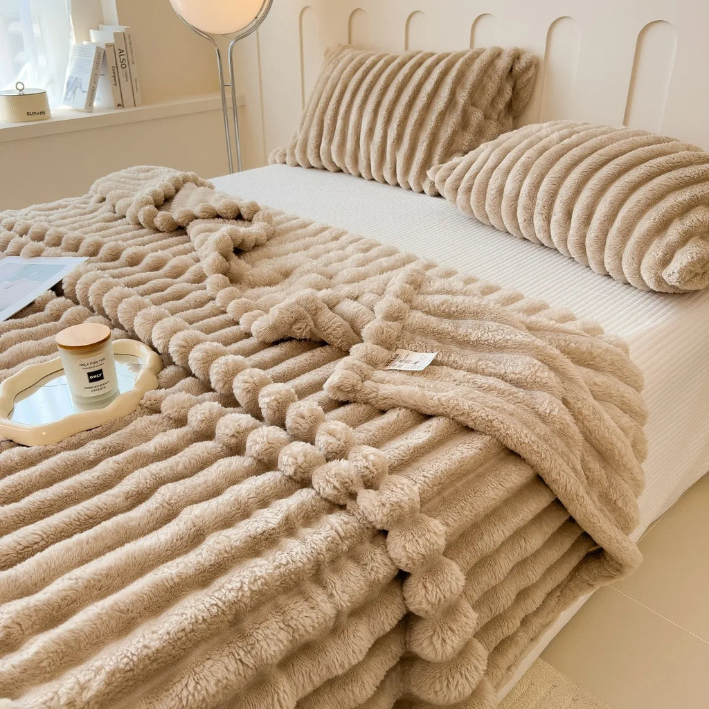 Multifunctional Striped AC Blanket – Bed, Nap, or Pet Use