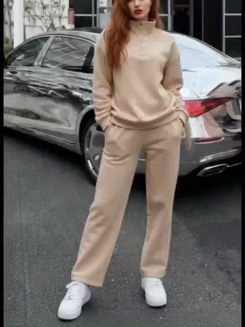 Casual Sweatshirt and Jogger Set for Women – Comfortable Fall/Winter Outfit